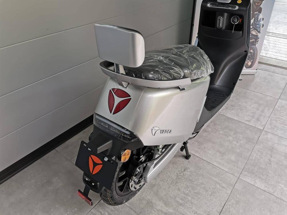 Yadea G5S (2022 - 25) (15)