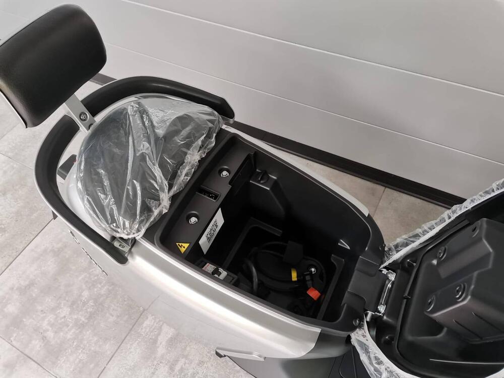 Yadea G5S (2022 - 25) (19)