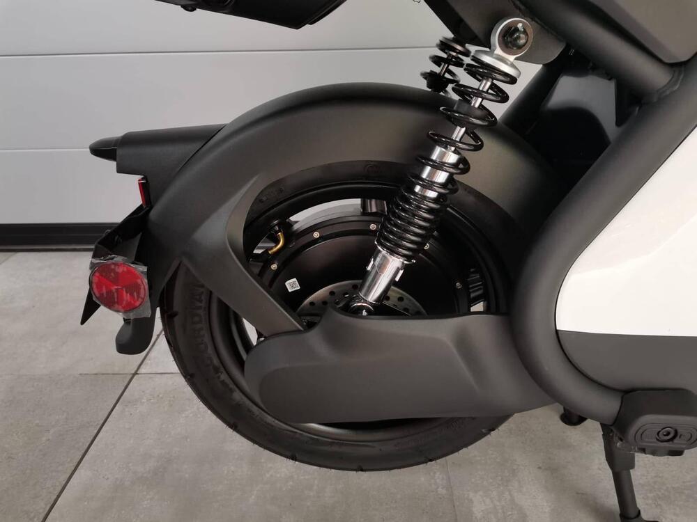 Yadea Y1S Pro (2023 - 25) (15)