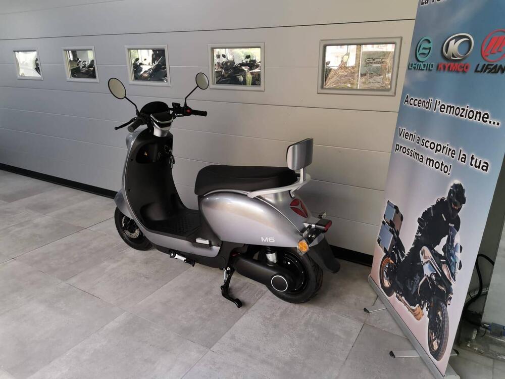 Yadea M6L (2022 - 25) (3)