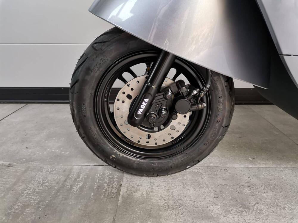 Yadea M6L (2022 - 25) (7)