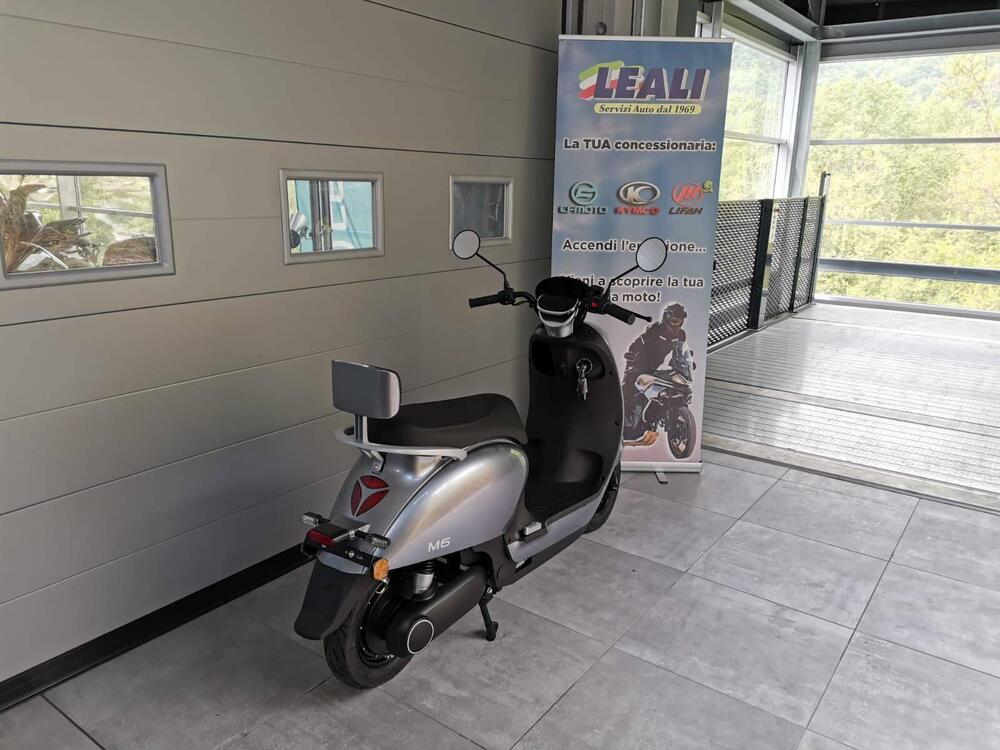 Yadea M6L (2022 - 25) (12)