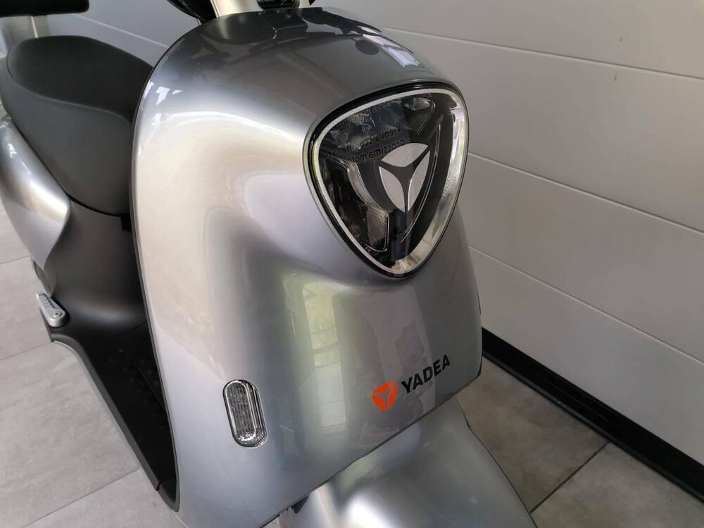 Yadea M6L (2022 - 25) (13)