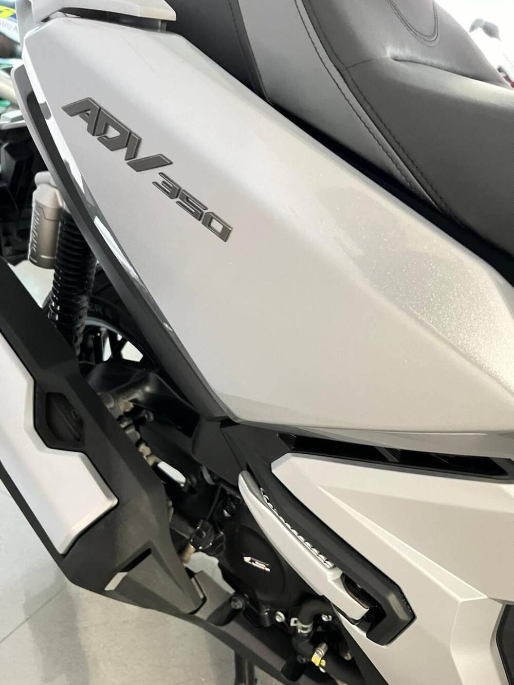 Honda ADV 350 (2022 - 24) (3)