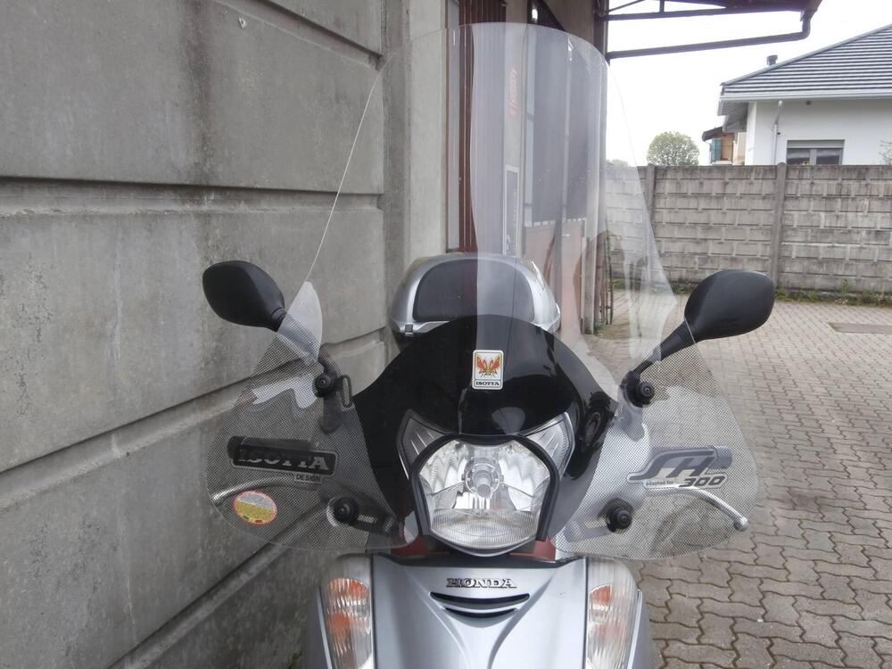 Honda SH 300 i (2006 - 10) (8)