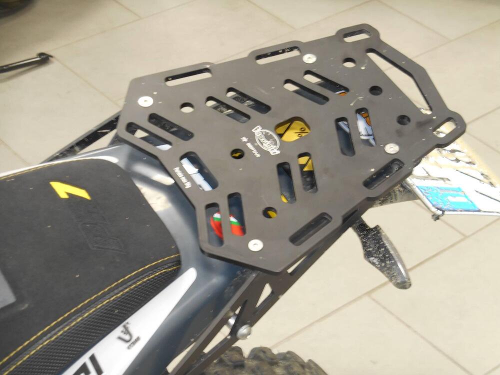 Porta pacchi per AJP PR7 Fuori Giri AJP PR7