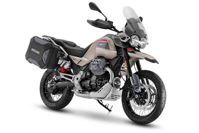 Moto Guzzi V85 TT Travel (2024 - 25) nuova