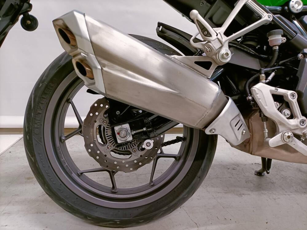 Benelli BN 302 R (2017 - 20) (13)