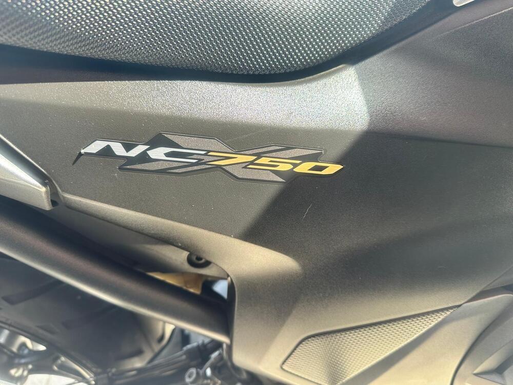 Honda NC 750 X DCT ABS (2014 - 15) (8)