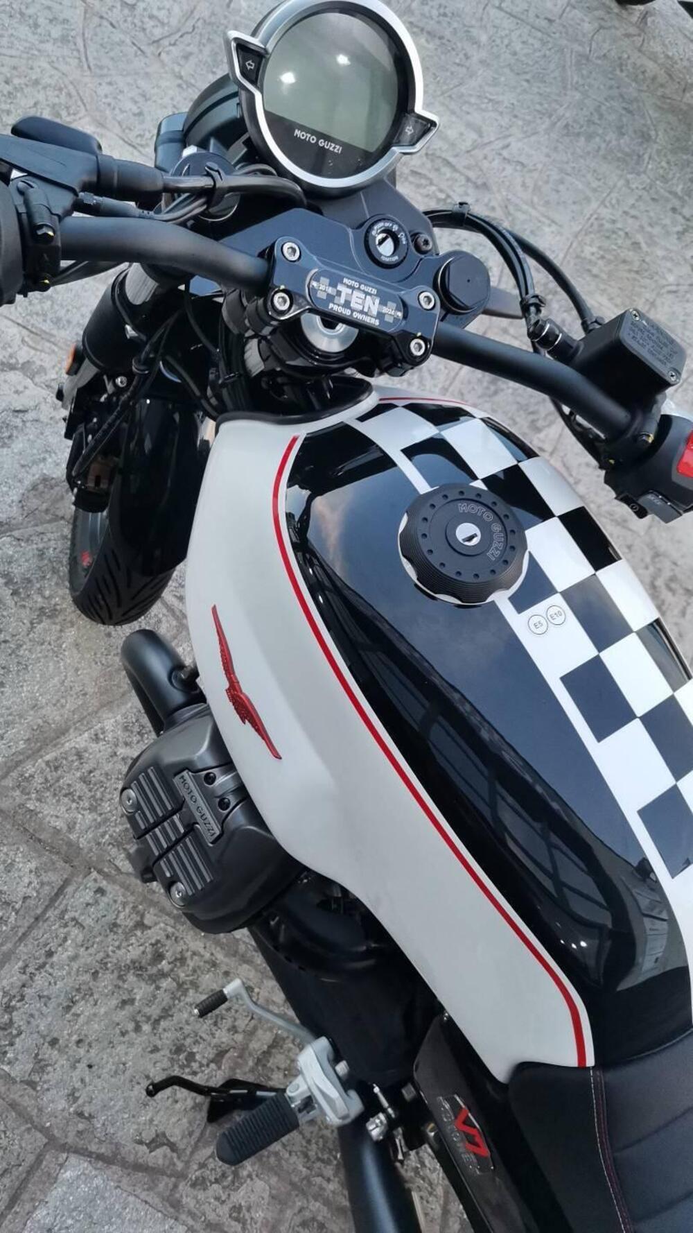 Moto Guzzi V7 Stone Ten (2024 - 25) (3)