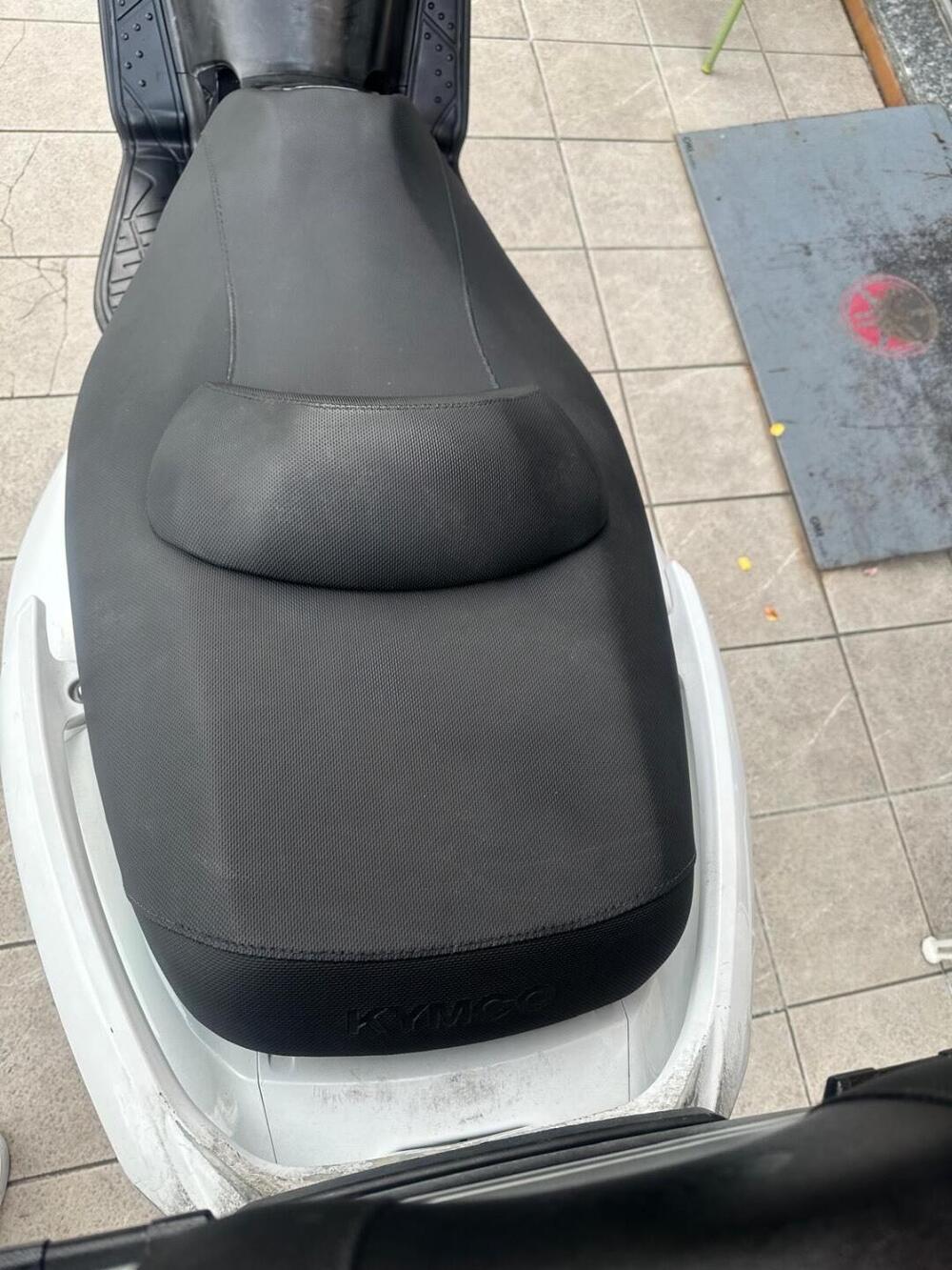 Kymco Xciting 300i R (2007 - 14) (5)