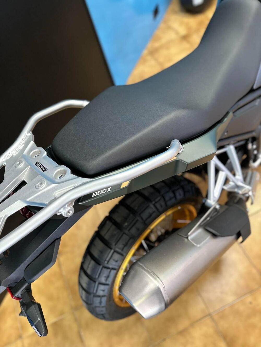 Kove 800X Pro (2024 - 26) (8)