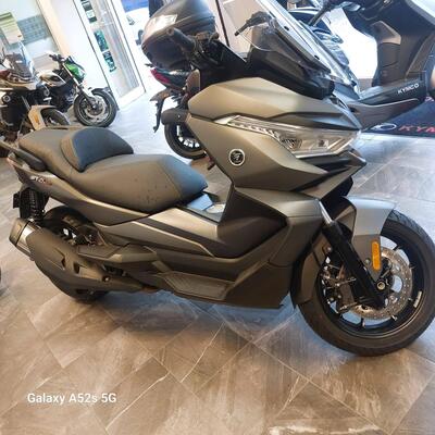 Voge Sfida SR4 MAX (2024 - 25) nuova