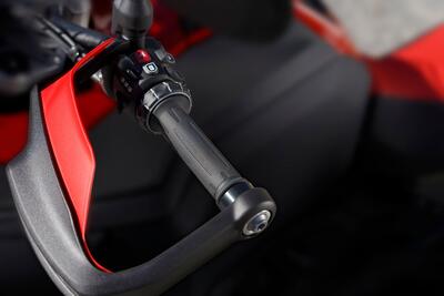 Anche BMW dice addio alla frizione: arriva ASA il cambio automatico "by wire" [GALLERY e VIDEO]