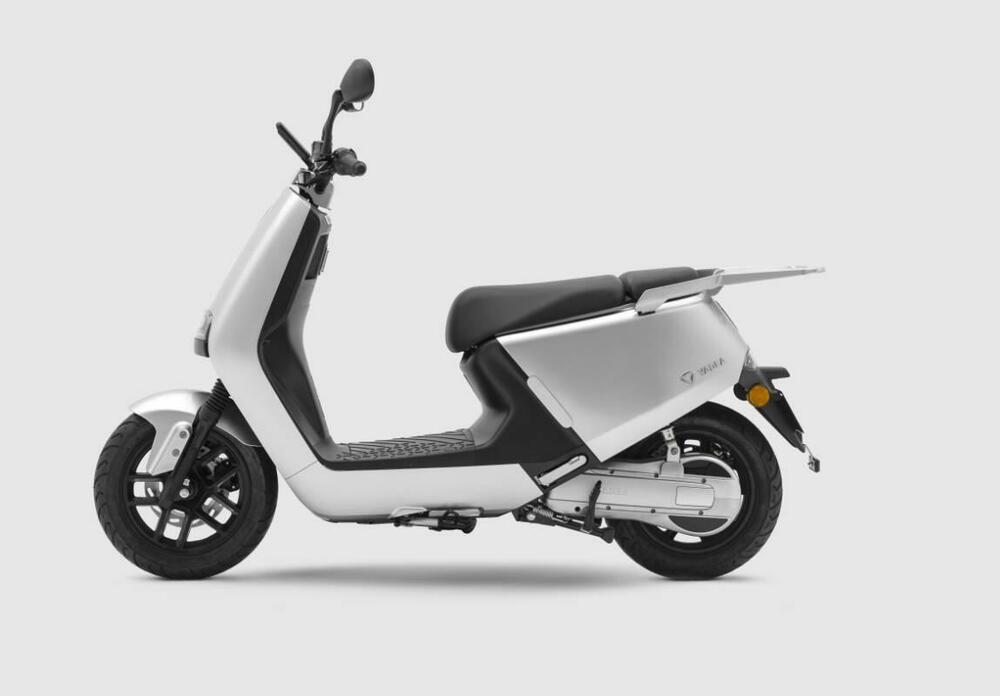 Yadea G5S (2022 - 25) (2)