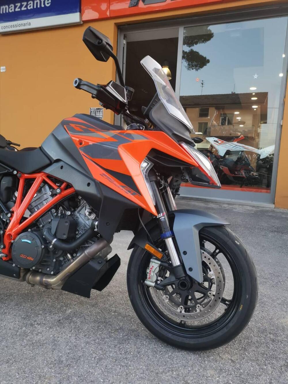 KTM 1290 Super Duke GT (2022 - 25) (5)