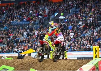 AMA Supercross: Denver è un affare di famiglia. I fratelli Lawrence concludono al primo e secondo posto