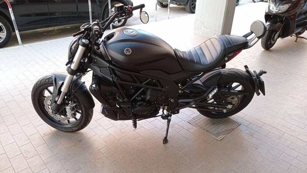 Benelli 502 C (2021 - 25) (3)