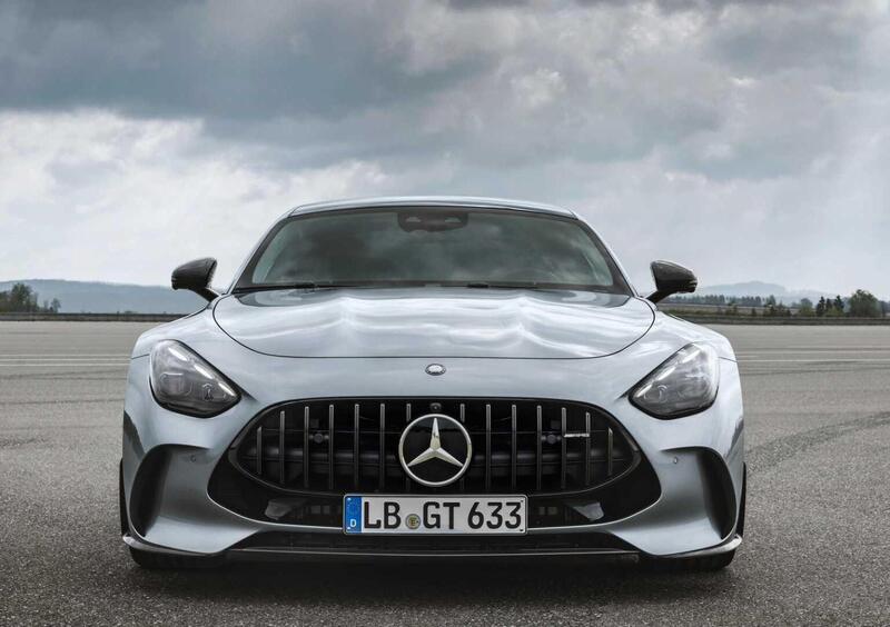 Mercedes-Benz AMG GT (2023-->>) (7)