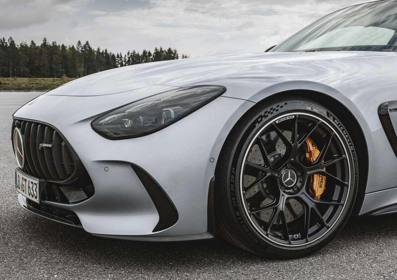 Mercedes-Benz AMG GT (2023-->>) (16)