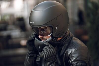 AIROH: il nuovo J 110 &egrave; un casco "due in uno"