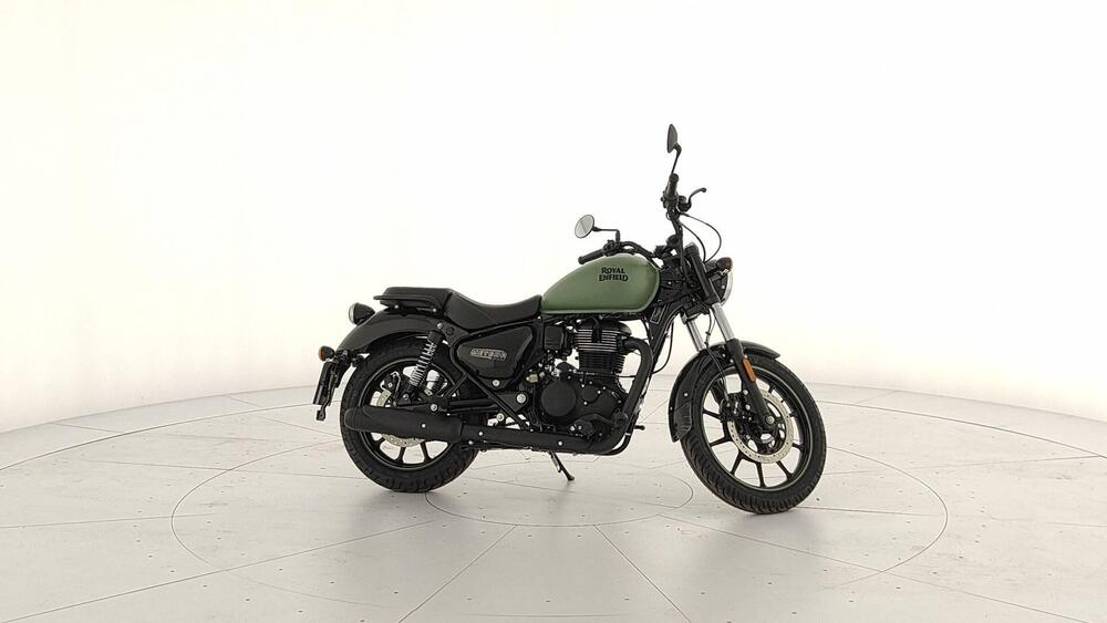 Royal Enfield Meteor 350 Fireball (2021 - 25) (9)