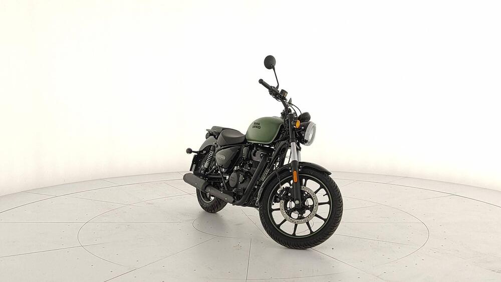 Royal Enfield Meteor 350 Fireball (2021 - 25) (12)