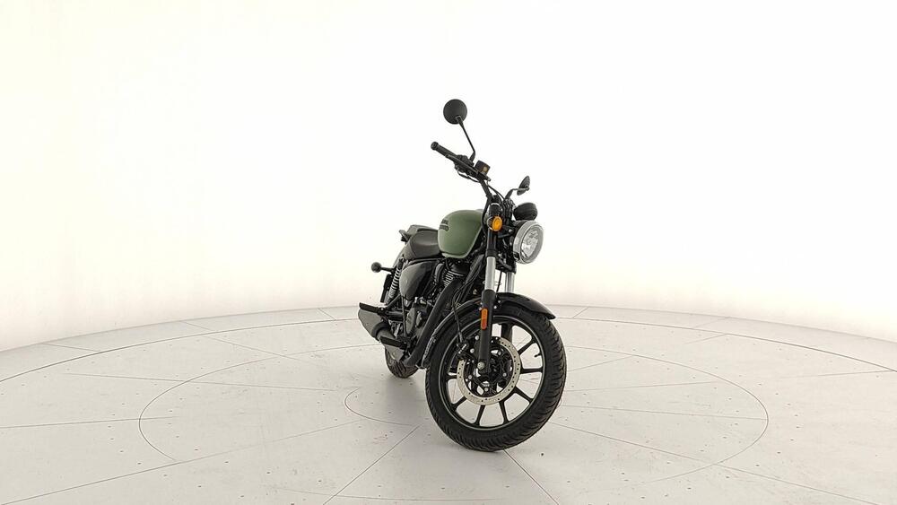 Royal Enfield Meteor 350 Fireball (2021 - 25) (13)