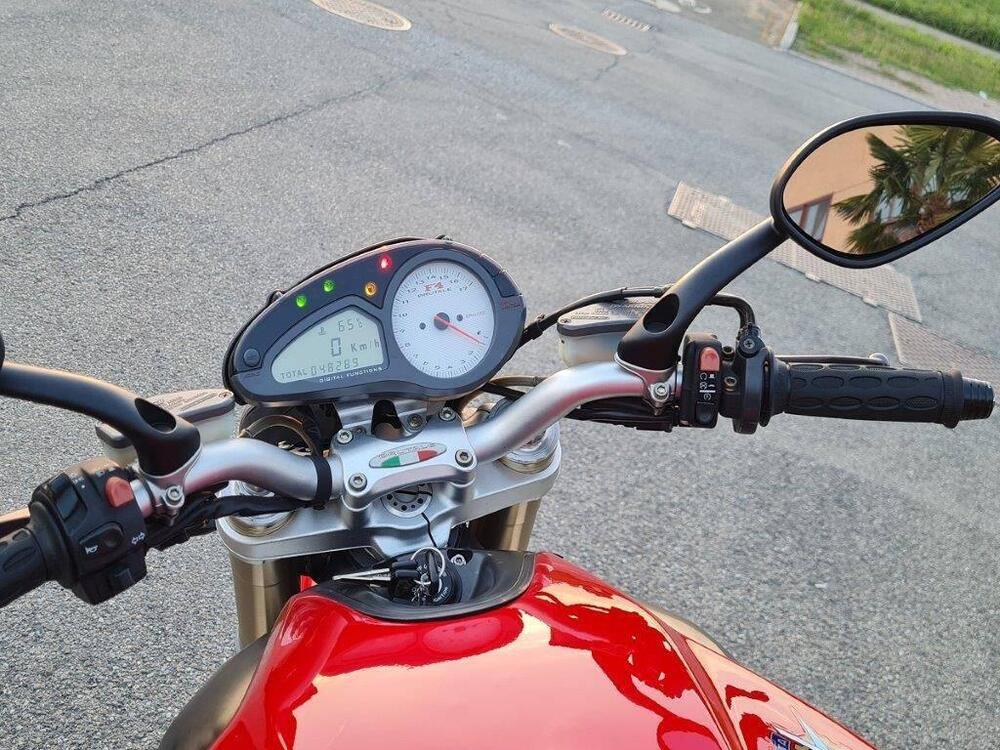 MV Agusta Brutale 750 S (2002 - 06) (2)