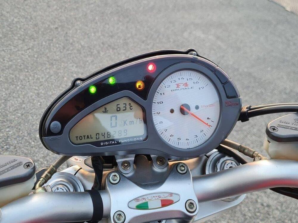 MV Agusta Brutale 750 S (2002 - 06) (3)