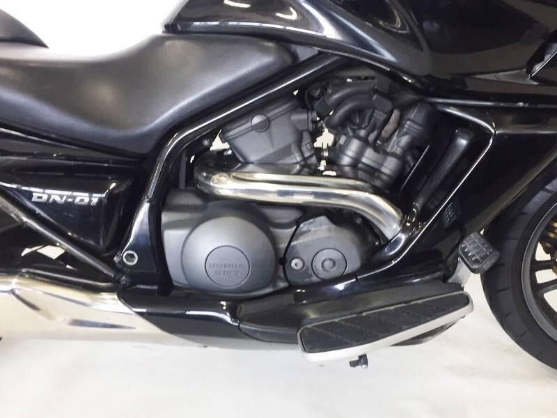 Honda DN-01 (3)