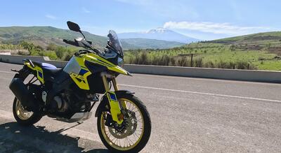 Coast to Coast con la Suzuki V-Strom 1050DE: in Sicilia sulle strade della Targa Florio