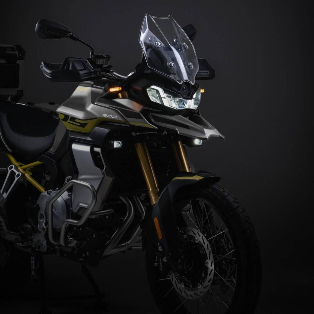 Voge Valico 900DSX (2024 - 25) (3)