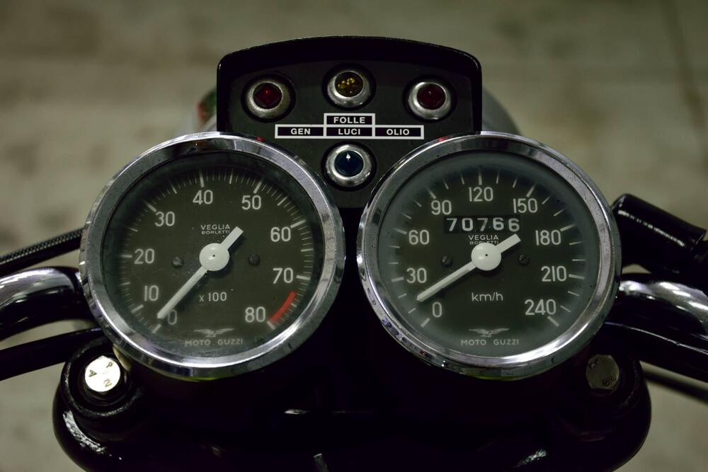 Moto Guzzi V7 Sport 750 Legnano (16)