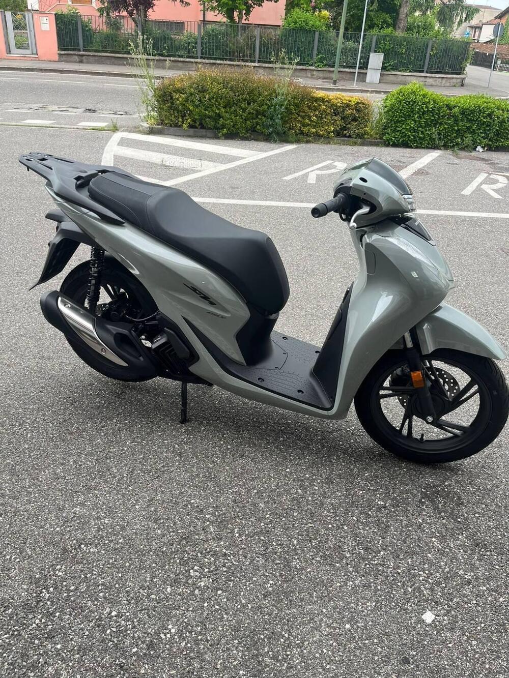 Honda SH 150i (2020 - 23) (2)