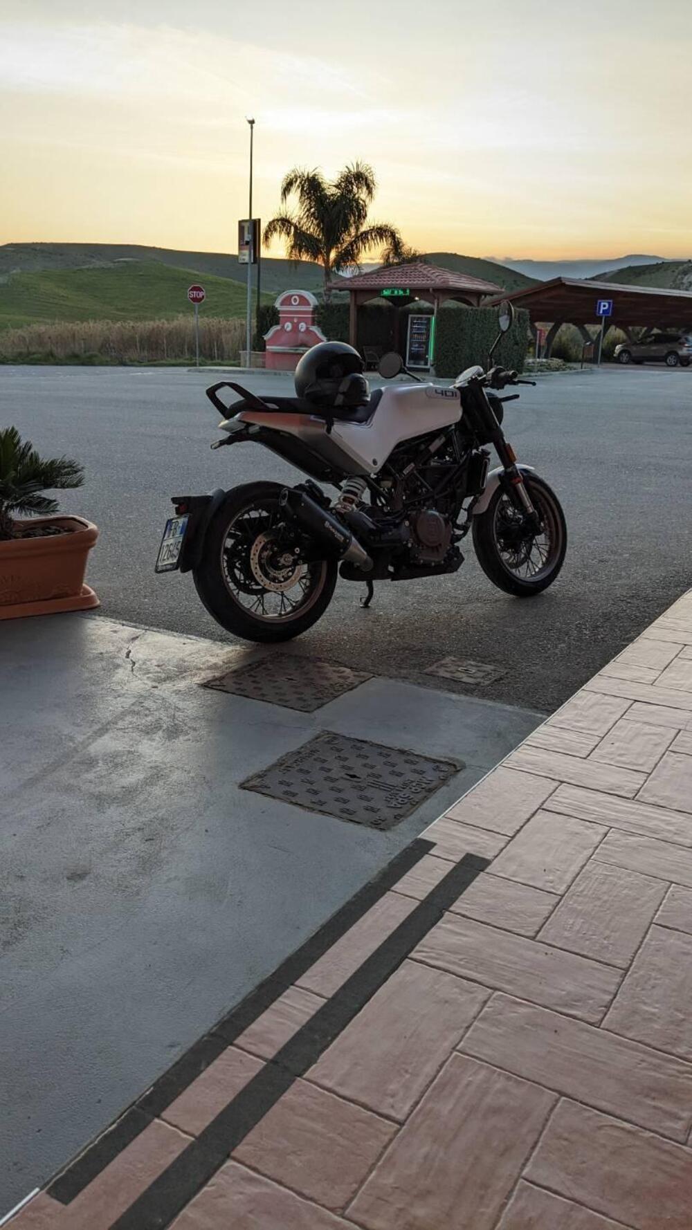 Husqvarna Vitpilen 401 (2021 - 23) (15)