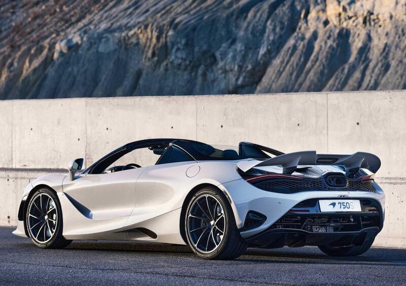 McLaren 750S Cabrio (10)