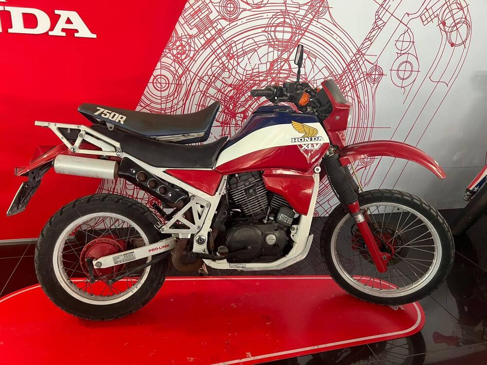 Honda XLV 750 (1984 - 89)