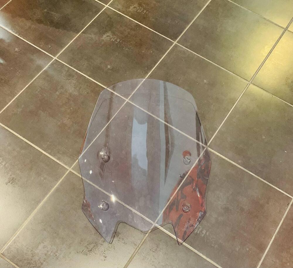 PARABREZZA ORIGINALE T-MAX 560 Yamaha