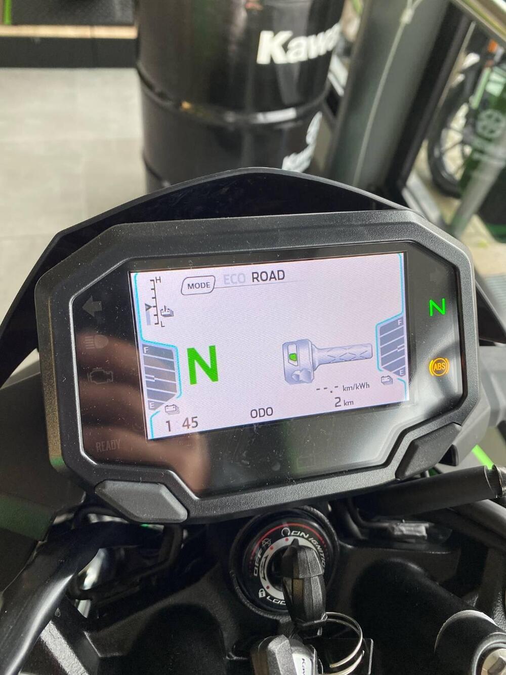 Kawasaki Z e-1 (2024 - 25) (5)