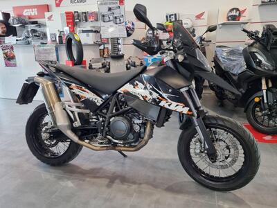 KTM 690 SMC (2008- 11) usata
