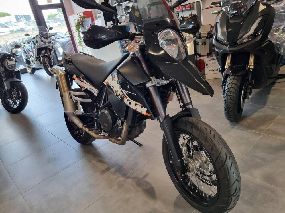 KTM 690 SMC (2008- 11) (3)