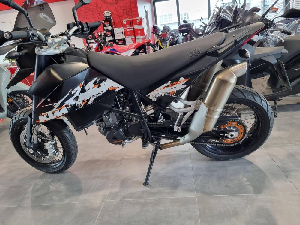 KTM 690 SMC (2008- 11) (4)