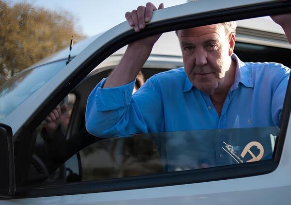 Jeremy Clarkson uomo pi&ugrave; sexy: da Top Gear e Fattoria ai concorsi di bellezza, arriva (incredibilmente?) il premio. Ma cosa fa alle donne? E non &egrave; la prima volta, perch&eacute;...