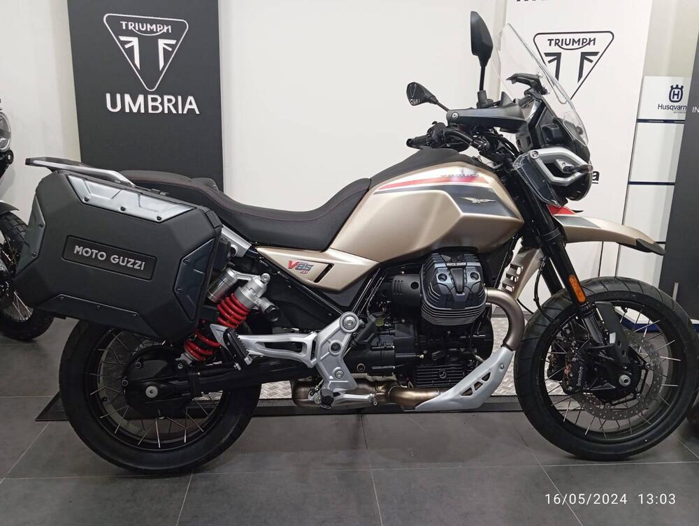 Moto Guzzi V85 TT Travel (2024 - 25)