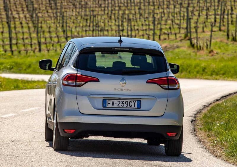 Renault Scénic (2016-22) (7)