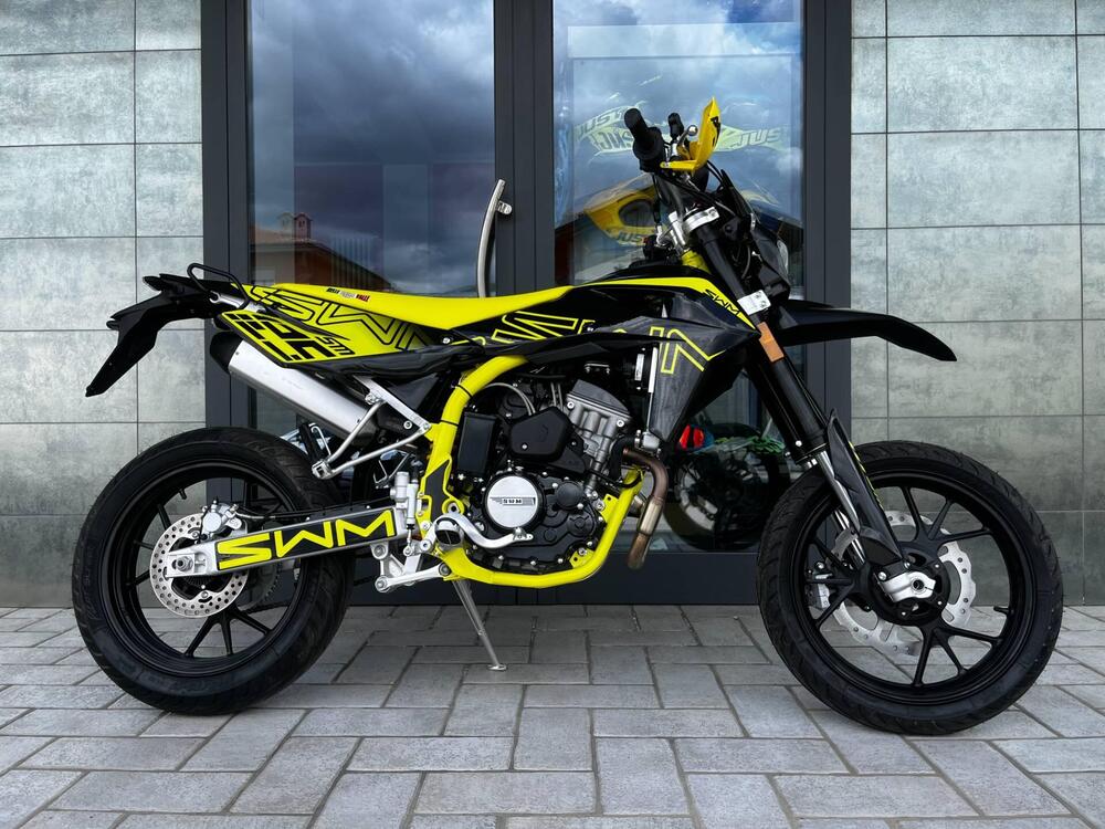 Swm SM 125 R (2022 - 24) (2)