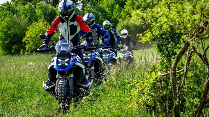 BMW R1300GS: il Team Italia la scopre e si prepara per il GS Trophy in Namibia alla GS Academy!