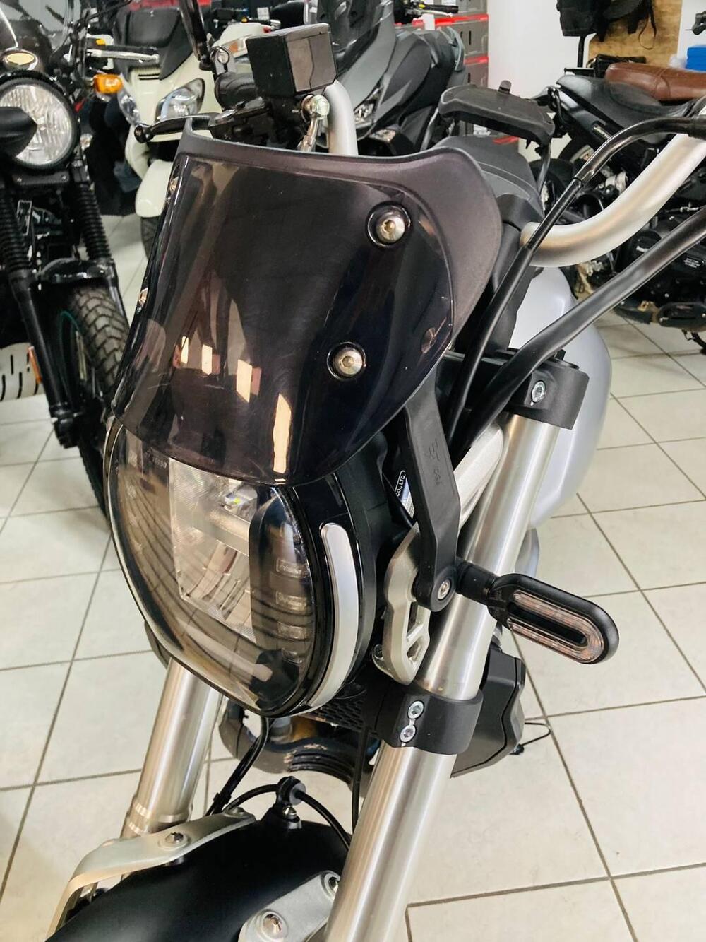 Voge Trofeo 300ACX Scrambler (2021 - 25) (5)