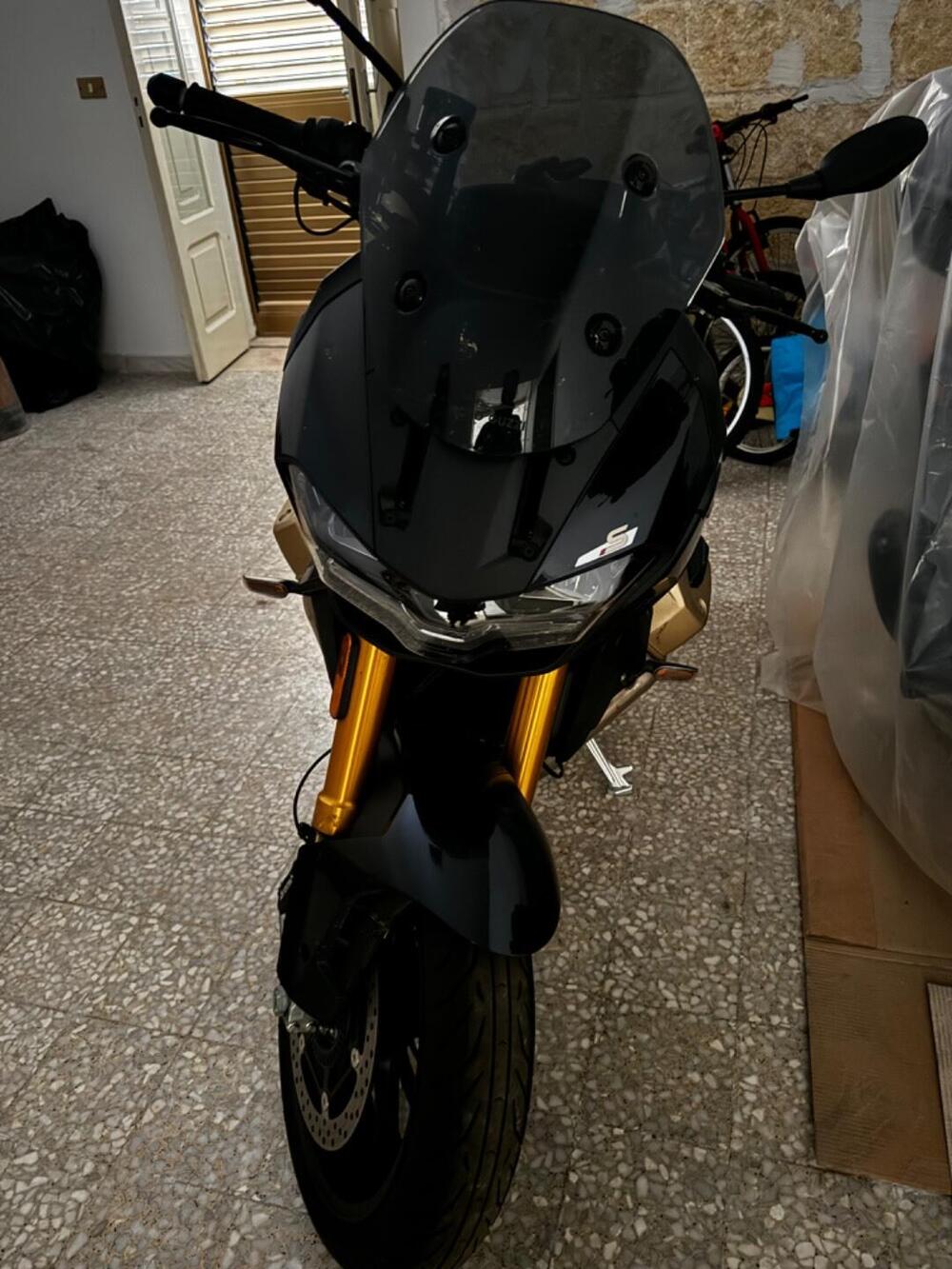 Moto Guzzi V100 Mandello S (2022 - 24) (5)